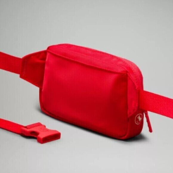 Lululemon Red Team Canada Future Legacy Mini Belt Bag COC CPC Logo - BNIP - Picture 3 of 5